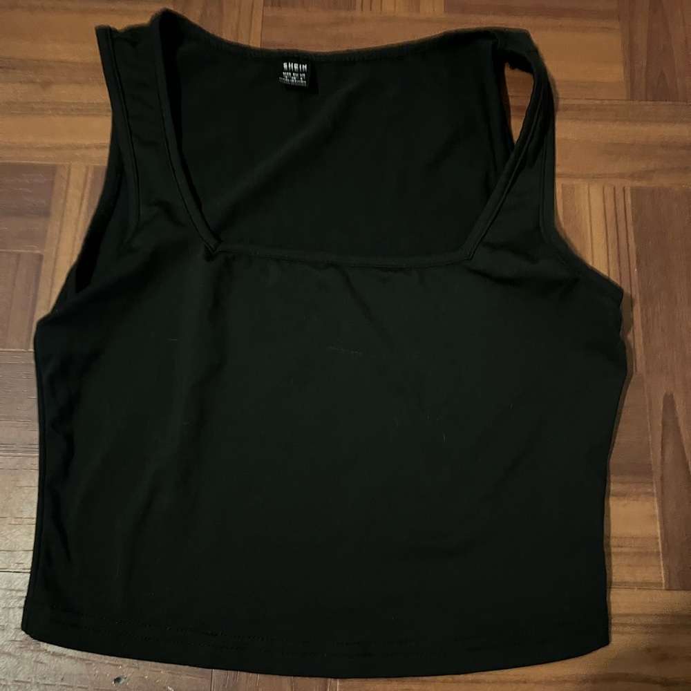 black shein tank crop top